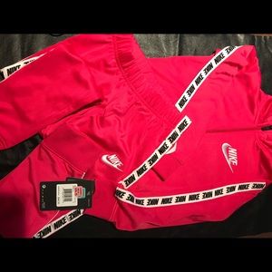 New Nike set